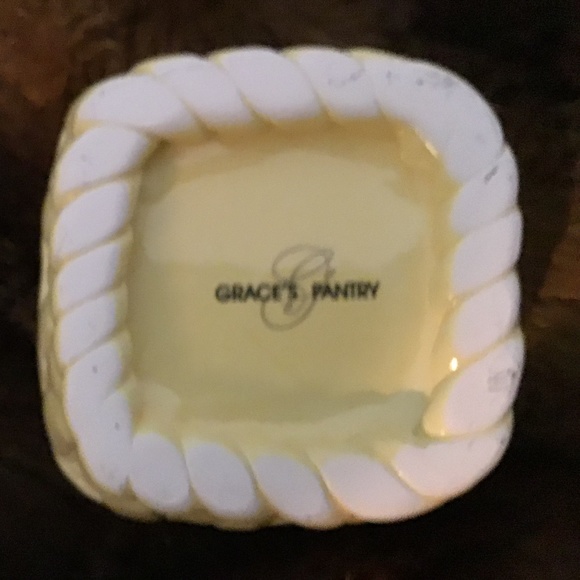 NWOT Beautiful Grace’s Pantry small square Ceramic containers in a styli… - Picture 5 of 7